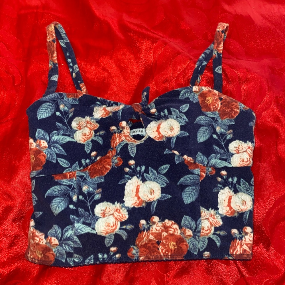 Flowery blue crop top